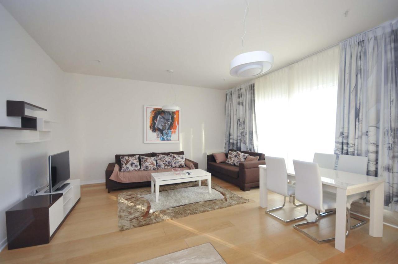Luxury Montesun Apartments Будва Екстериор снимка