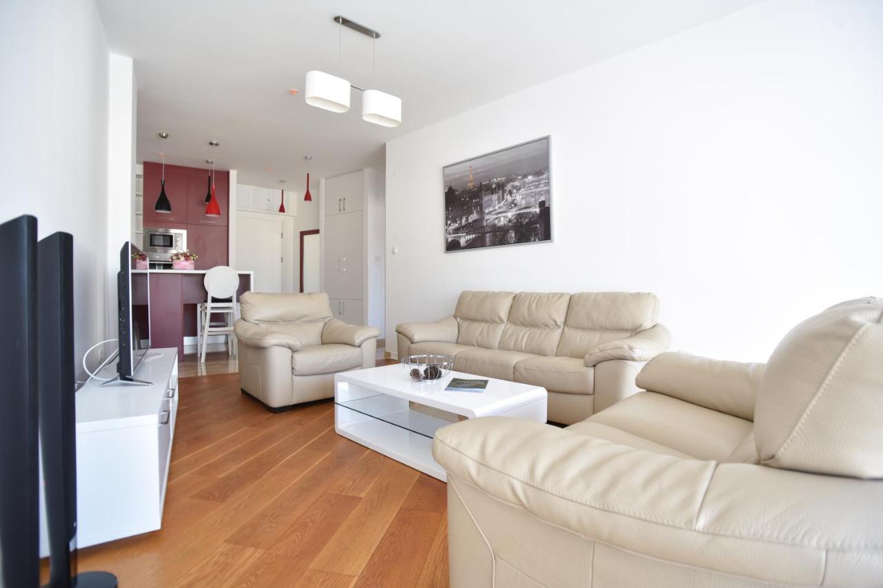 Luxury Montesun Apartments Будва Екстериор снимка