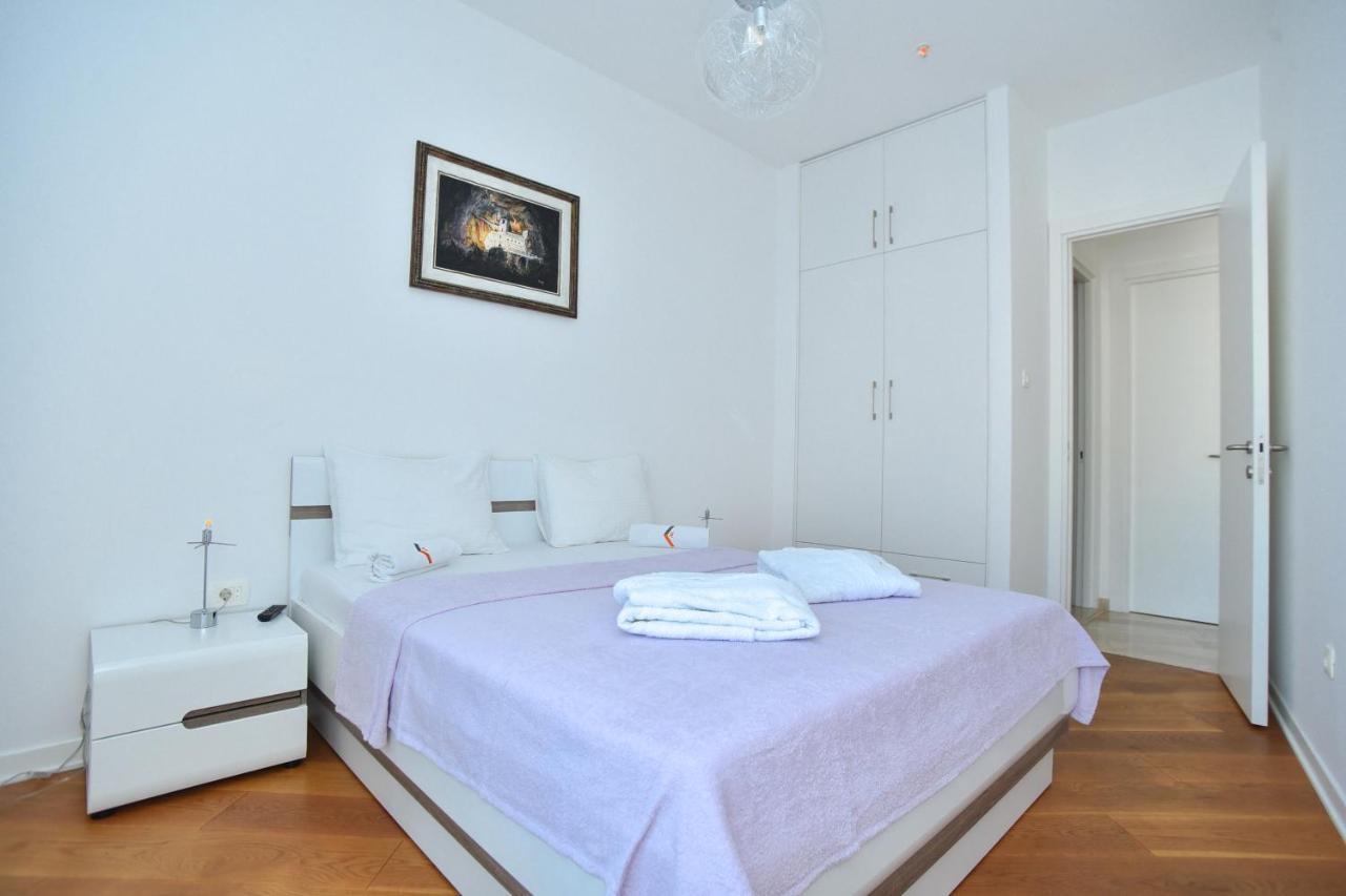 Luxury Montesun Apartments Будва Екстериор снимка