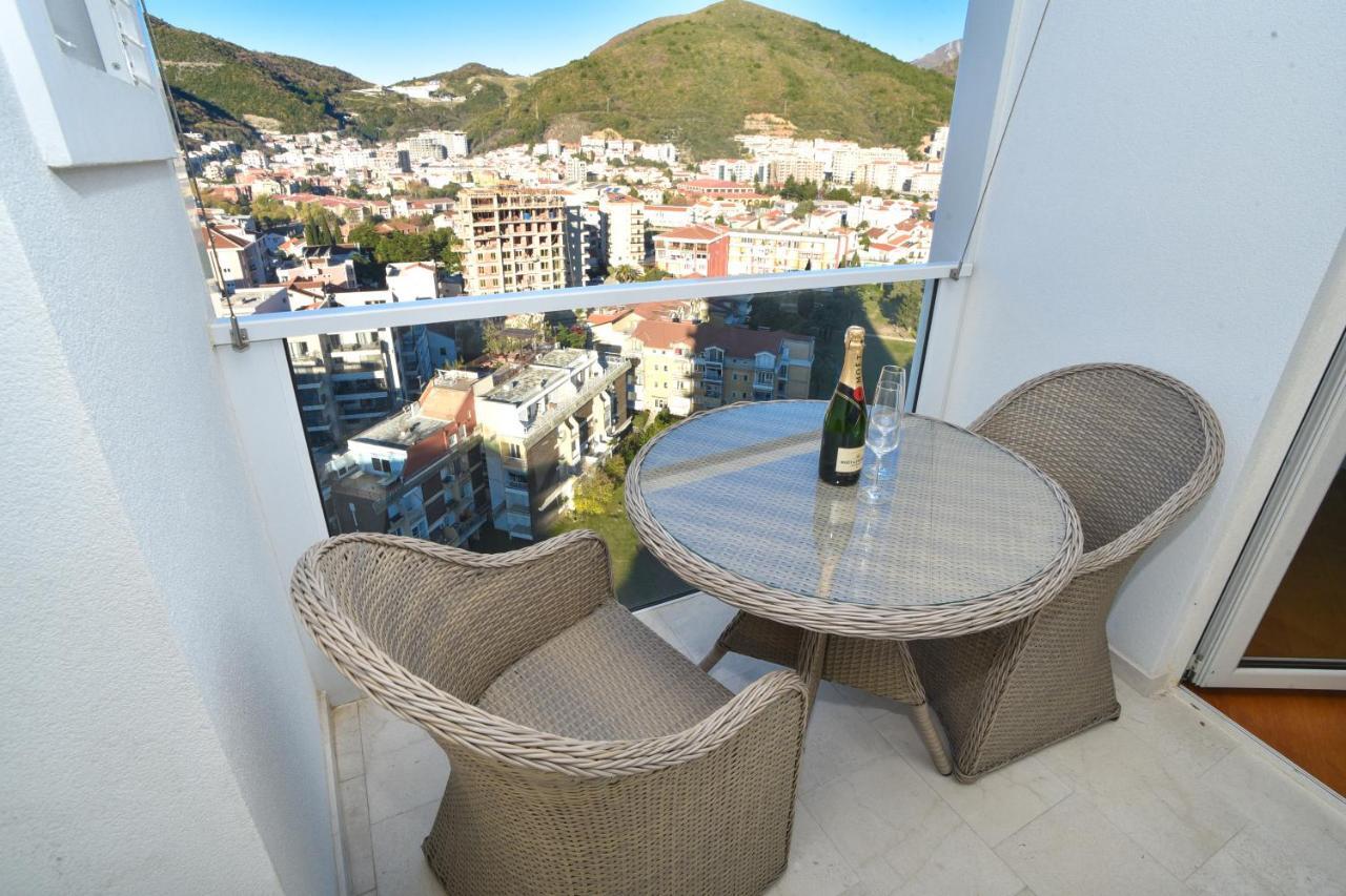 Luxury Montesun Apartments Будва Екстериор снимка